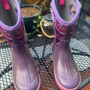 BOGS Purple Floral Youth Boots
